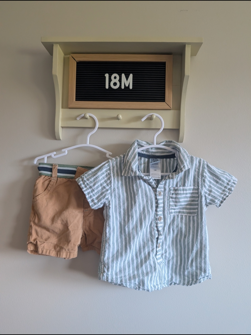 Striped Button-Down Shirt & Tan Shorts Set in Light Blue - 18M
